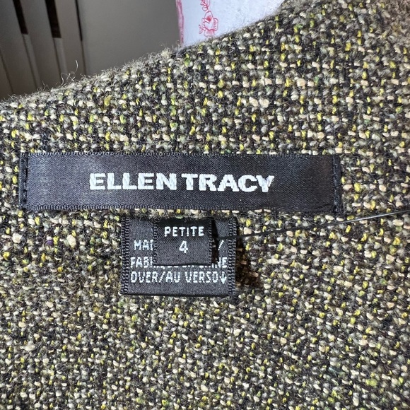 Ellen Tracy Metallic Tweed Cape Jacket with Beaded Collar – Elegant Swing Fit - Picture 10 of 11